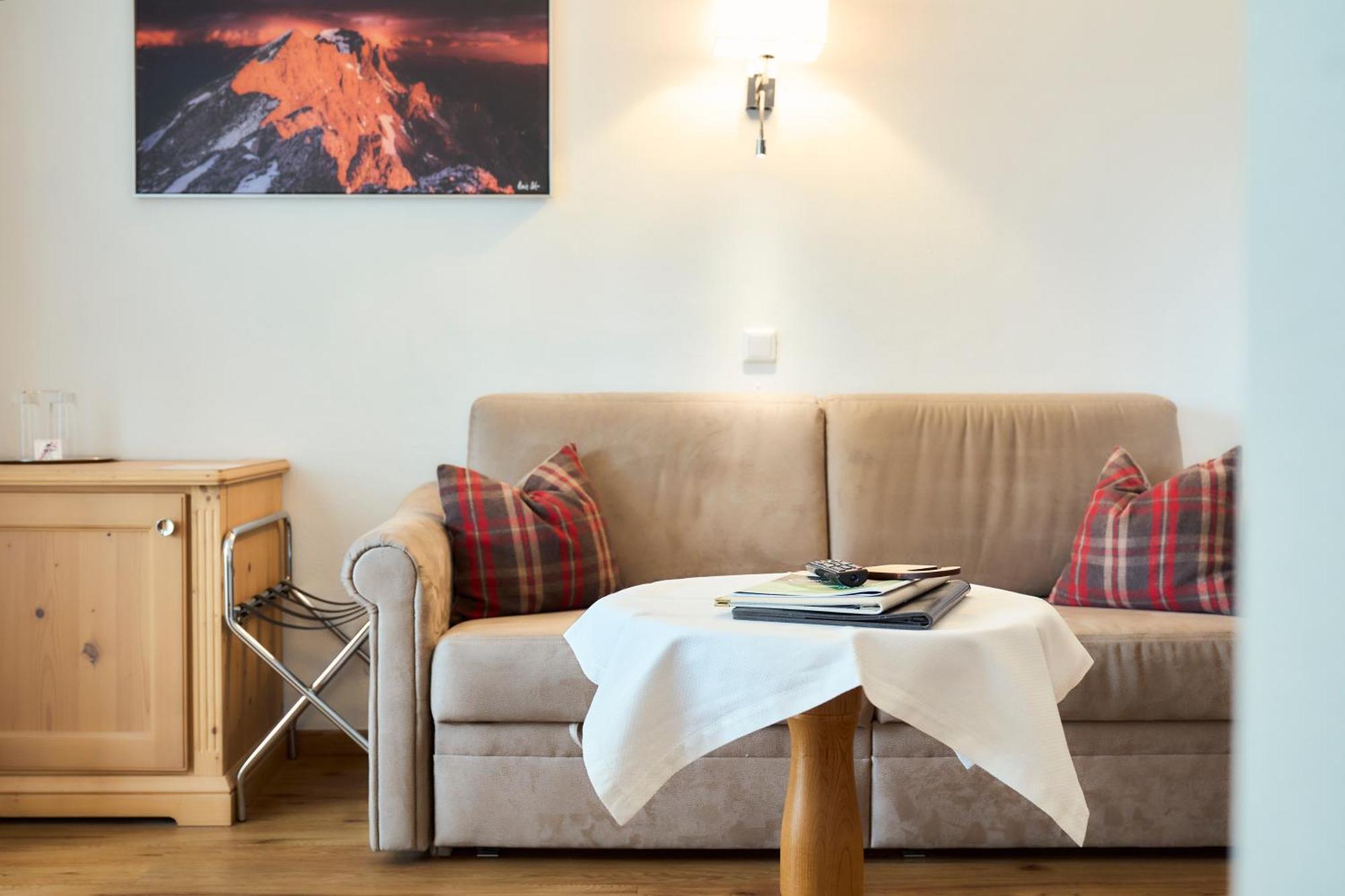 Alpenhotel Karwendel -Adults Only- Лойташ Экстерьер фото
