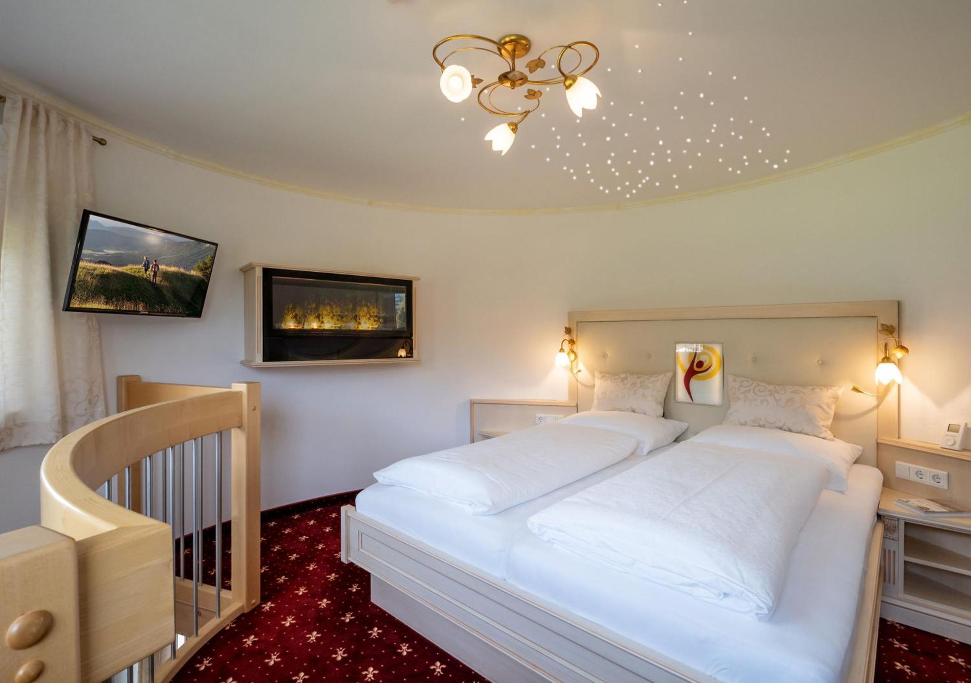 Alpenhotel Karwendel -Adults Only- Лойташ Экстерьер фото